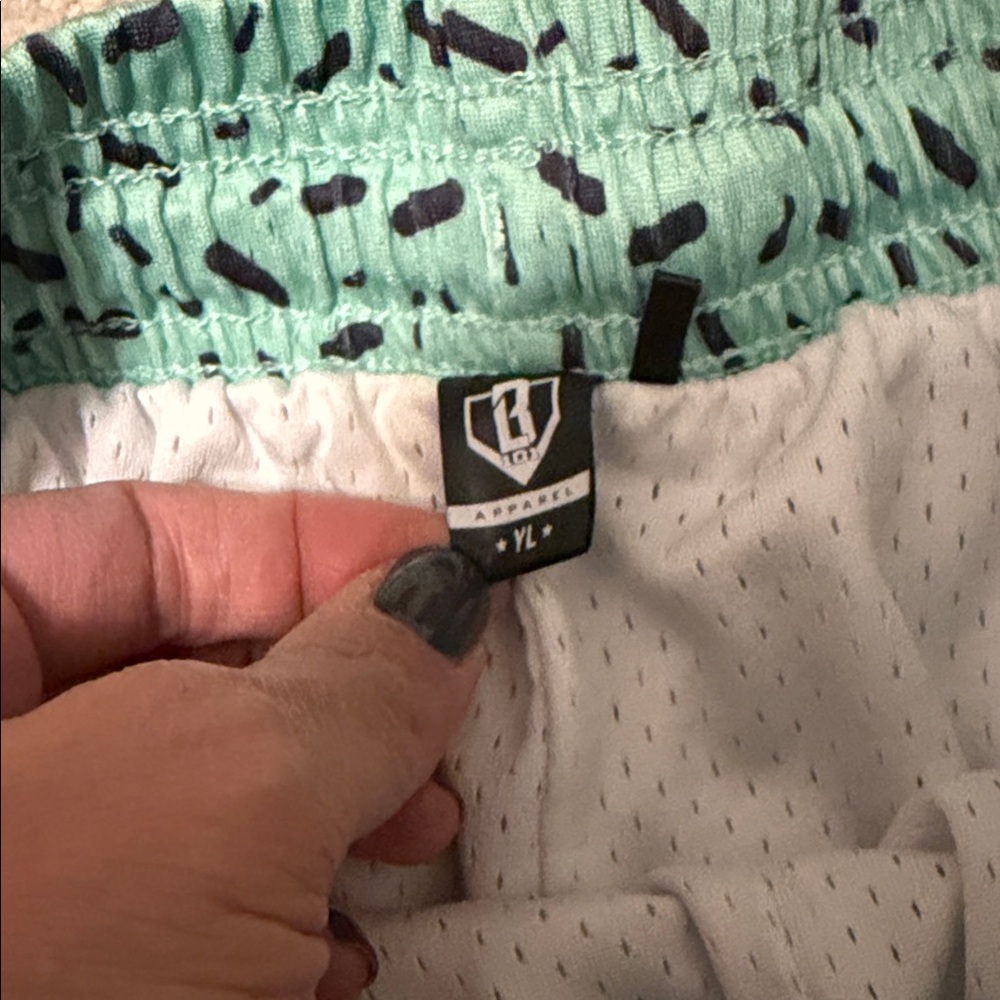 Mint Drip Baseball 101 Shorts YL - Picture 3 of 3